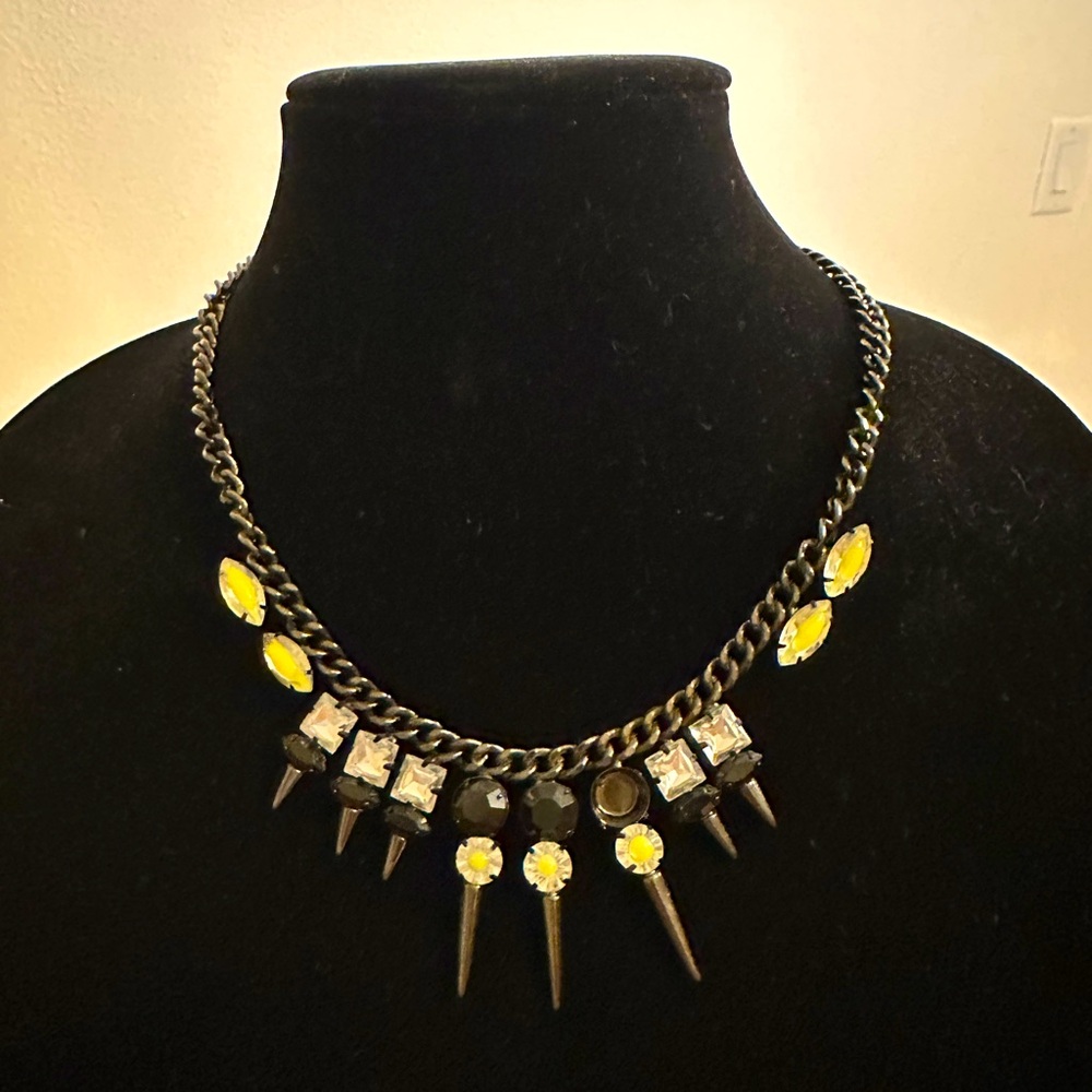 **missing rhinestone** Gun metal necklace